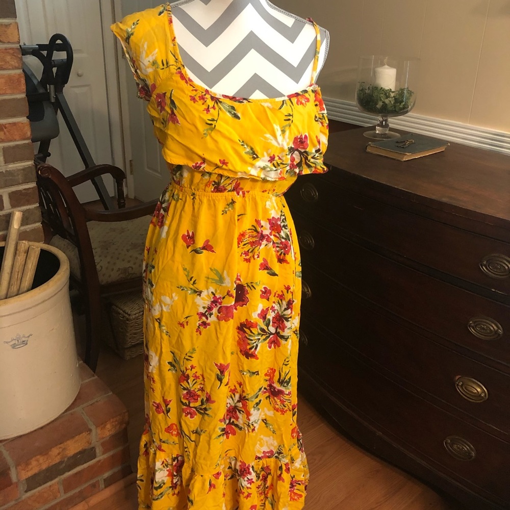 Yellow Maxi